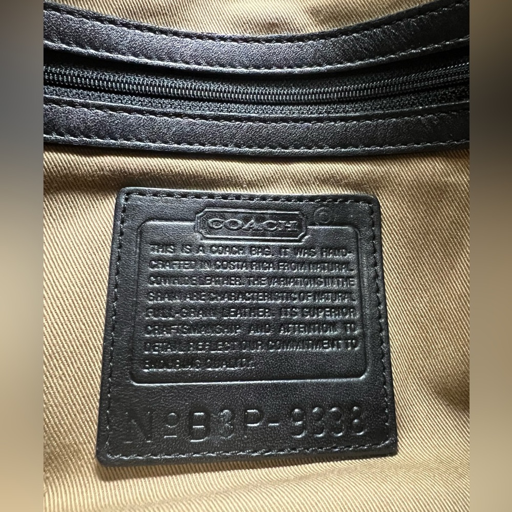 COACH VINTAGE 9338 Y2K Legacy Crescent Black Leather Shoulder Crossbody Hobo Bag - Picture 16 of 16